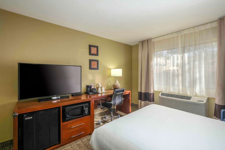 Room 43 of 78