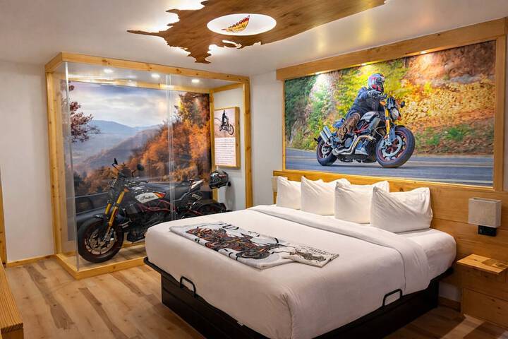 Motorcycle Inn
