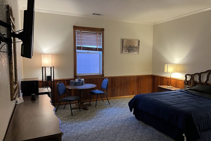 Room 38 of 74