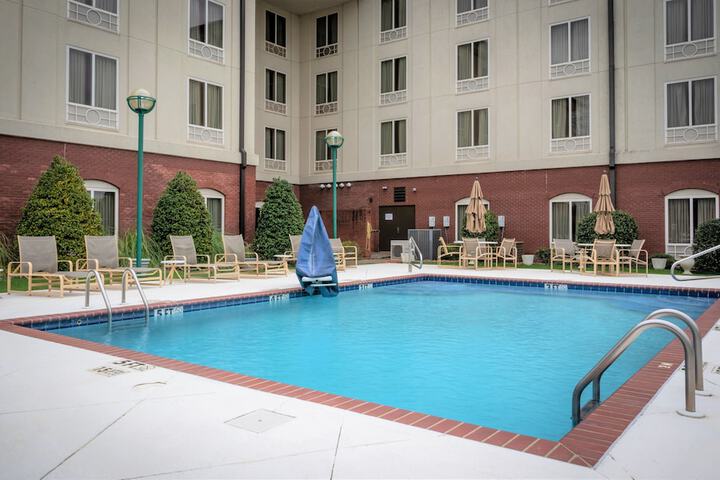 Holiday Inn Express & Suites Tuscaloosa-University by IHG