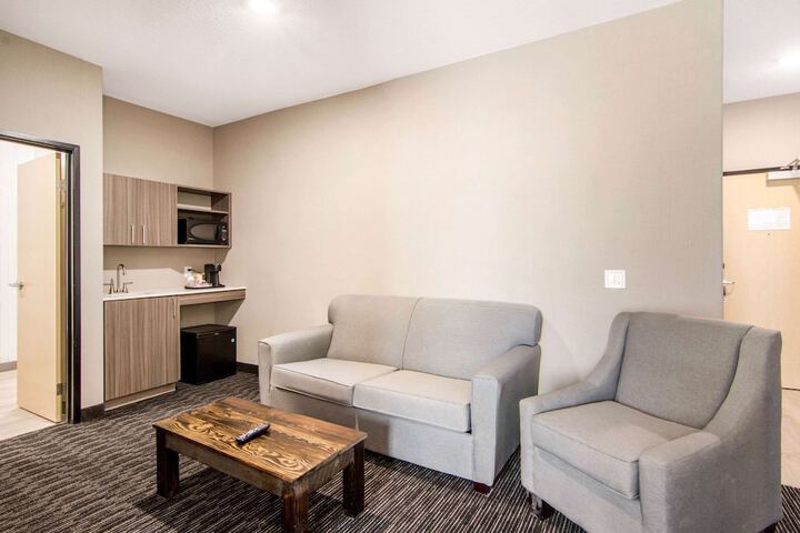 Room 42 of 53