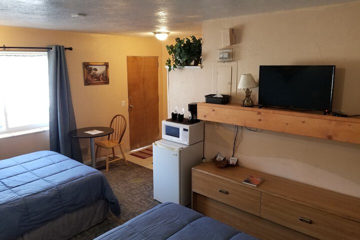Room 27 of 54