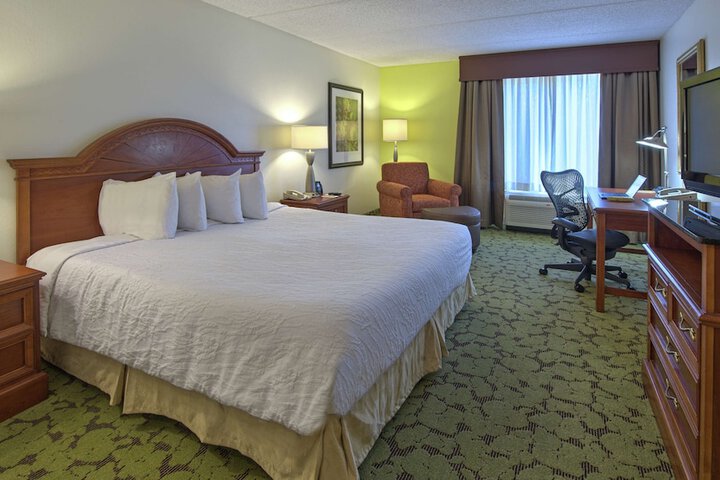 Room 16 of 39