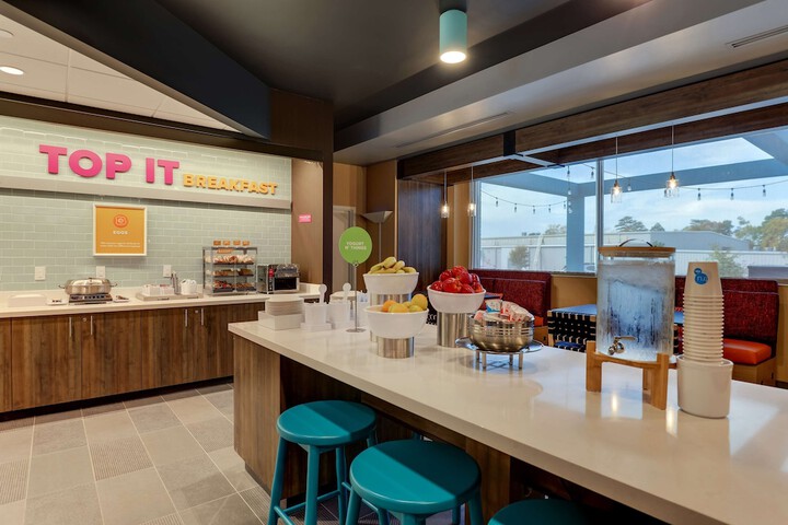 Tru by Hilton Raleigh Garner
