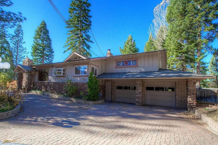 Cheyenne Chalet