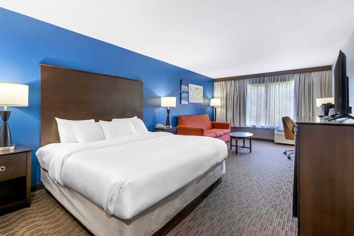Comfort Inn & Suites New Lisbon