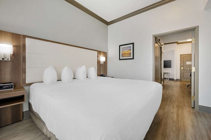 Room 21 of 40