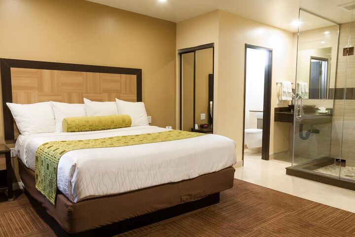 Room 15 of 21