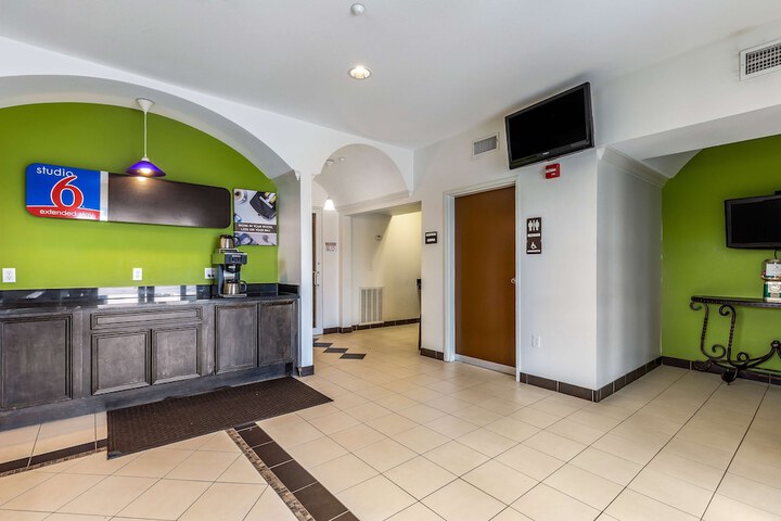 Hotel Interior 16 of 32
