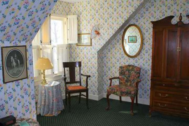 Room 80 of 113