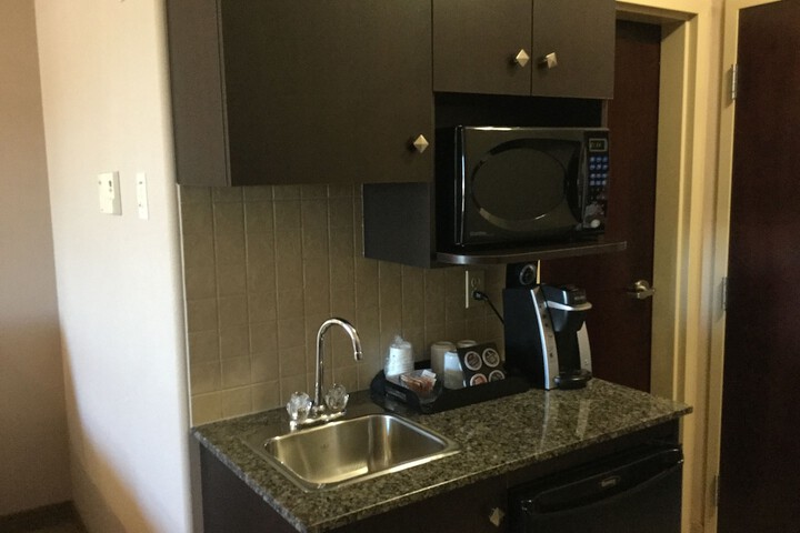 Room 10 of 42