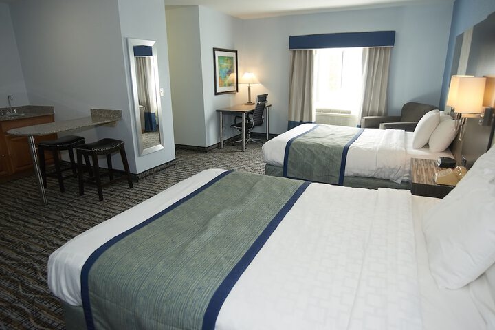 Room 46 of 83