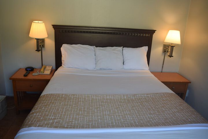 Room 16 of 17