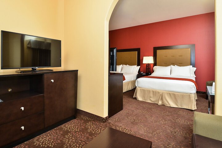 Room 21 of 64