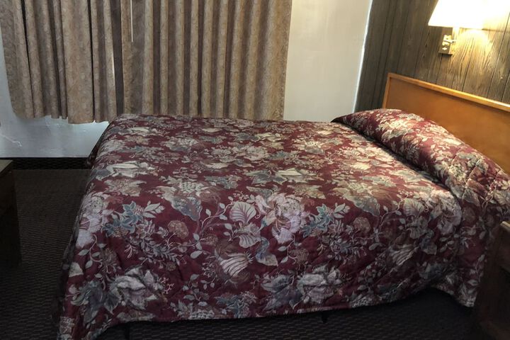Sun N Snow Hotel