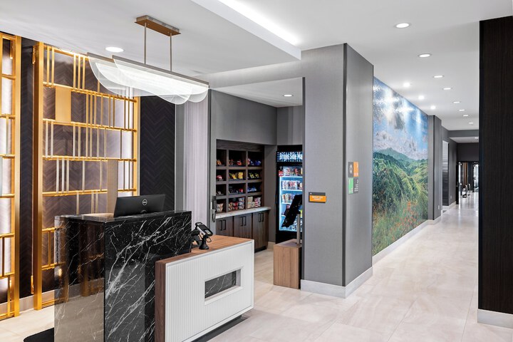 La Quinta Inn & Suites by Wyndham La Habra