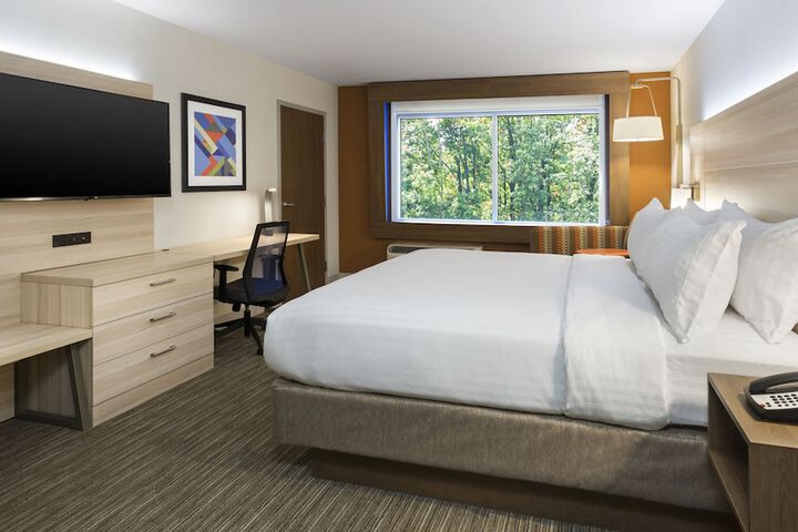 Holiday Inn Express & Suites Medina by IHG