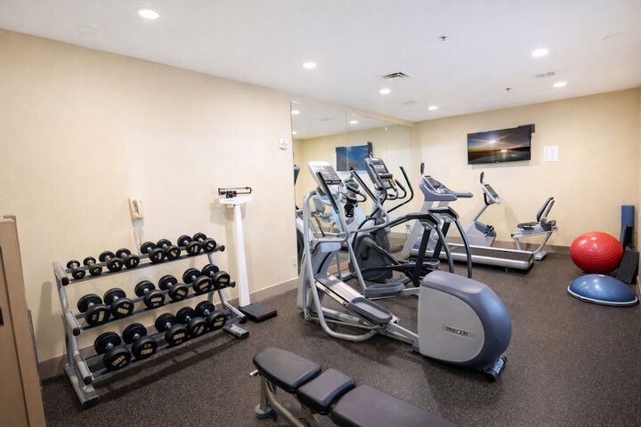 Holiday Inn Express Hotel & Suites St. Paul-Woodbury by IHG