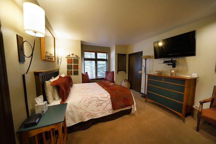 Room 48 of 99