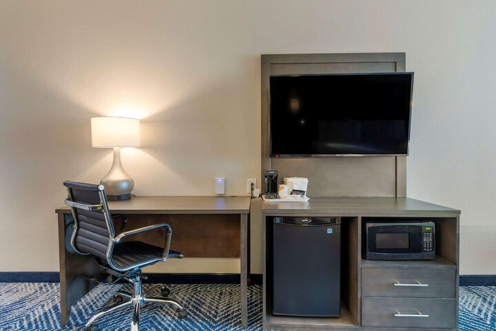 Room 31 of 38