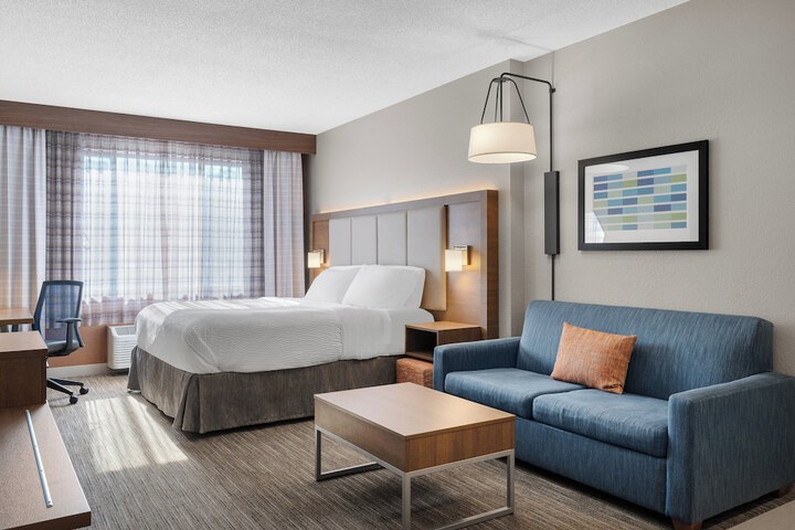 Holiday Inn Express Coralville by IHG