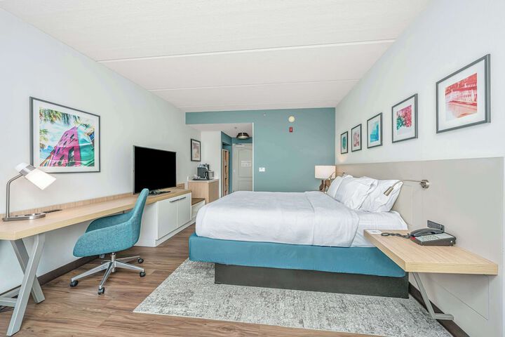 Room 36 of 48
