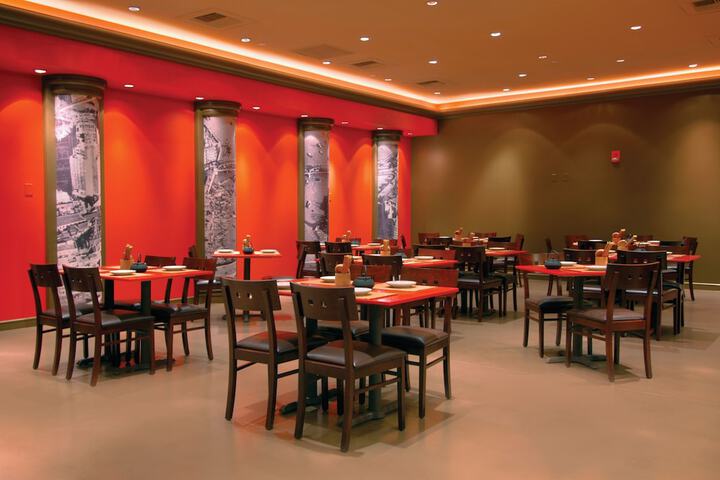 Dining 20 of 38