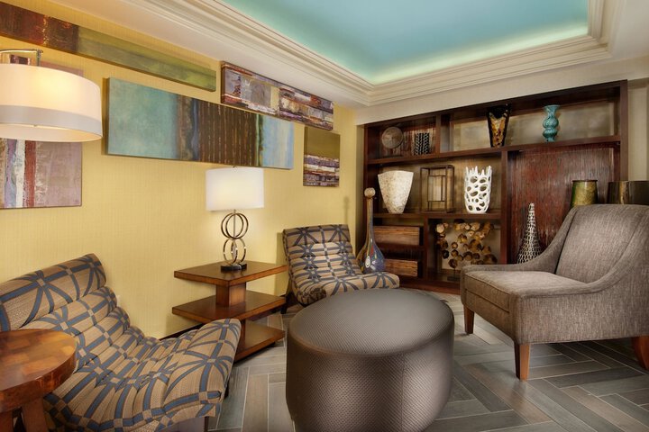 Hotel Interior 4 of 19