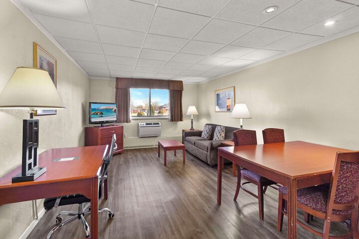 Room 41 of 72