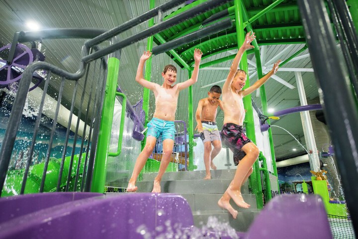 Metropolis Resort