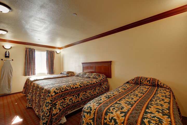 Room 7 of 43