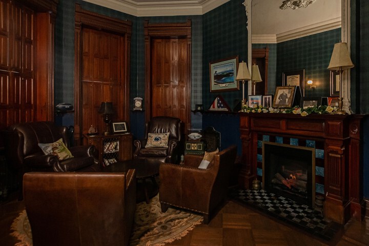 Room 9 of 47