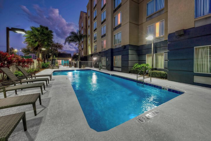 Pool 3 of 28