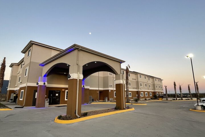 Hotel 3 of 46