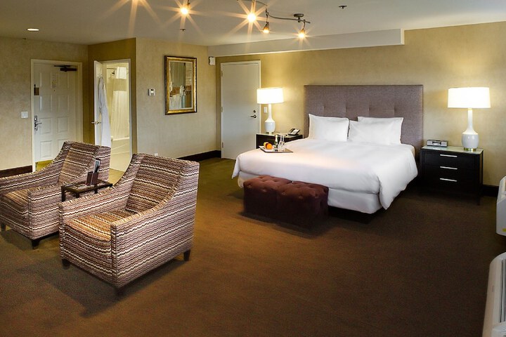Room 16 of 38