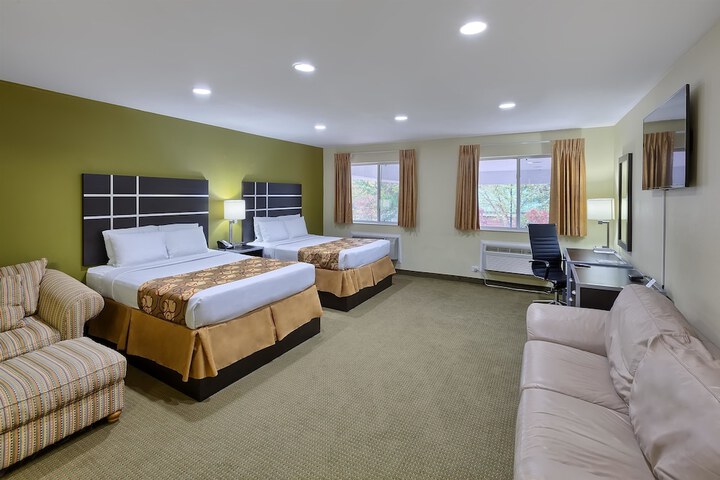 Room 10 of 26