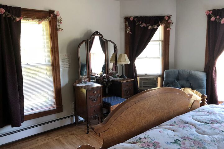 Room 30 of 47