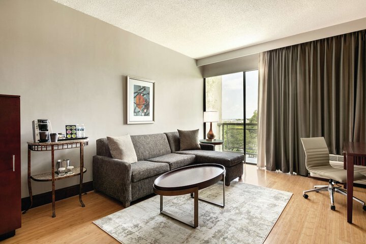 Room 26 of 63