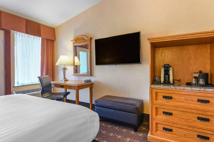 Kathryn Riverfront Inn an Ascend Collection Hotel