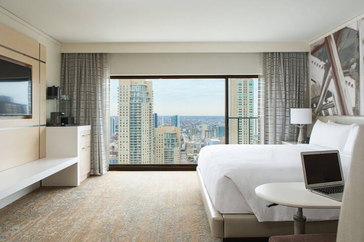 Room 21 of 138