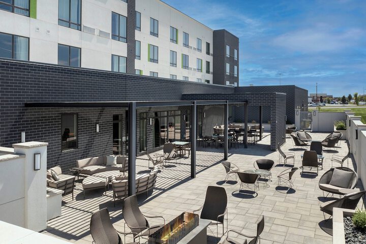 Courtyard by Marriott Fargo