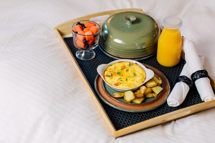 Breakfast/Coffee Service 54 of 72