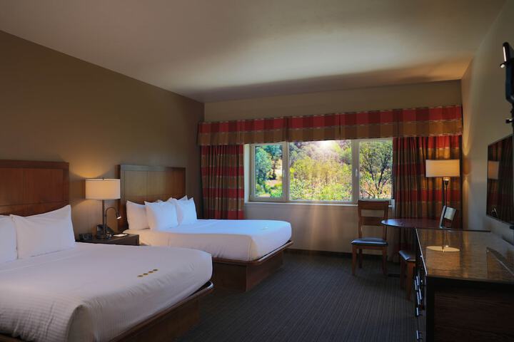 Room 9 of 20