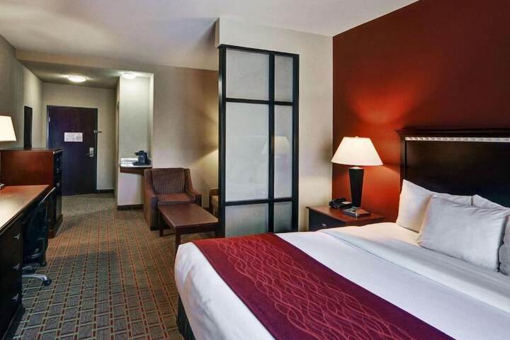 Room 33 of 55