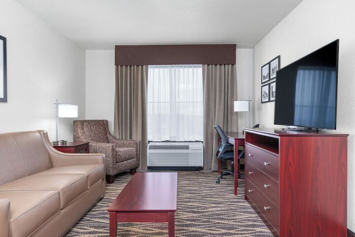 Cobblestone Hotel & Suites - Lynden