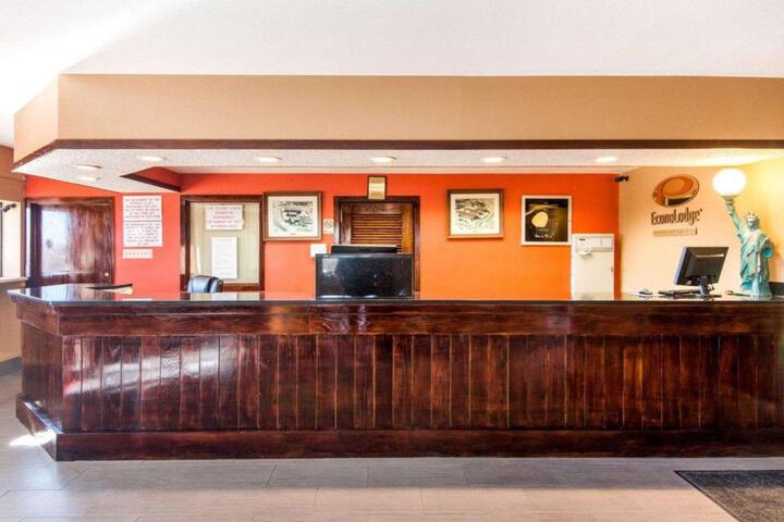 Econo Lodge Wichita Falls Downtown