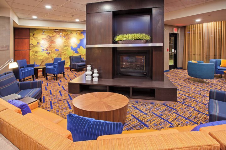 Hotel Interior 8 of 18