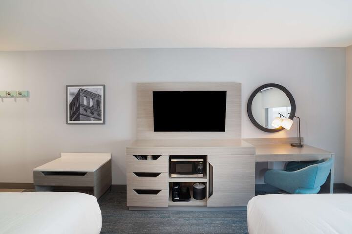 Room 37 of 56