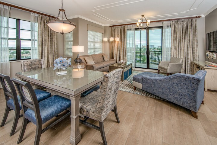 Holiday Inn Club Vacations Sunset Cove Resort by IHG