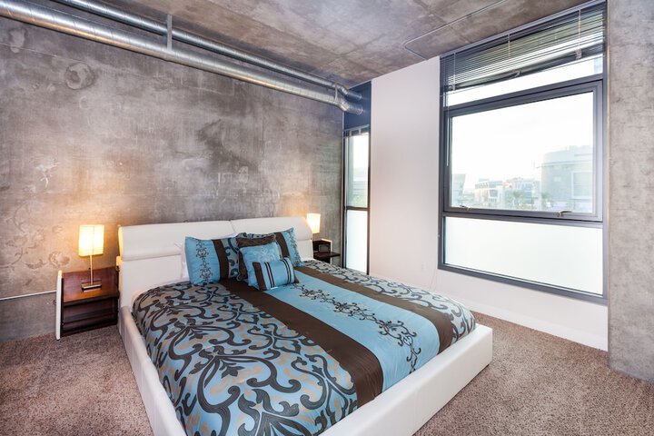 Room 21 of 52